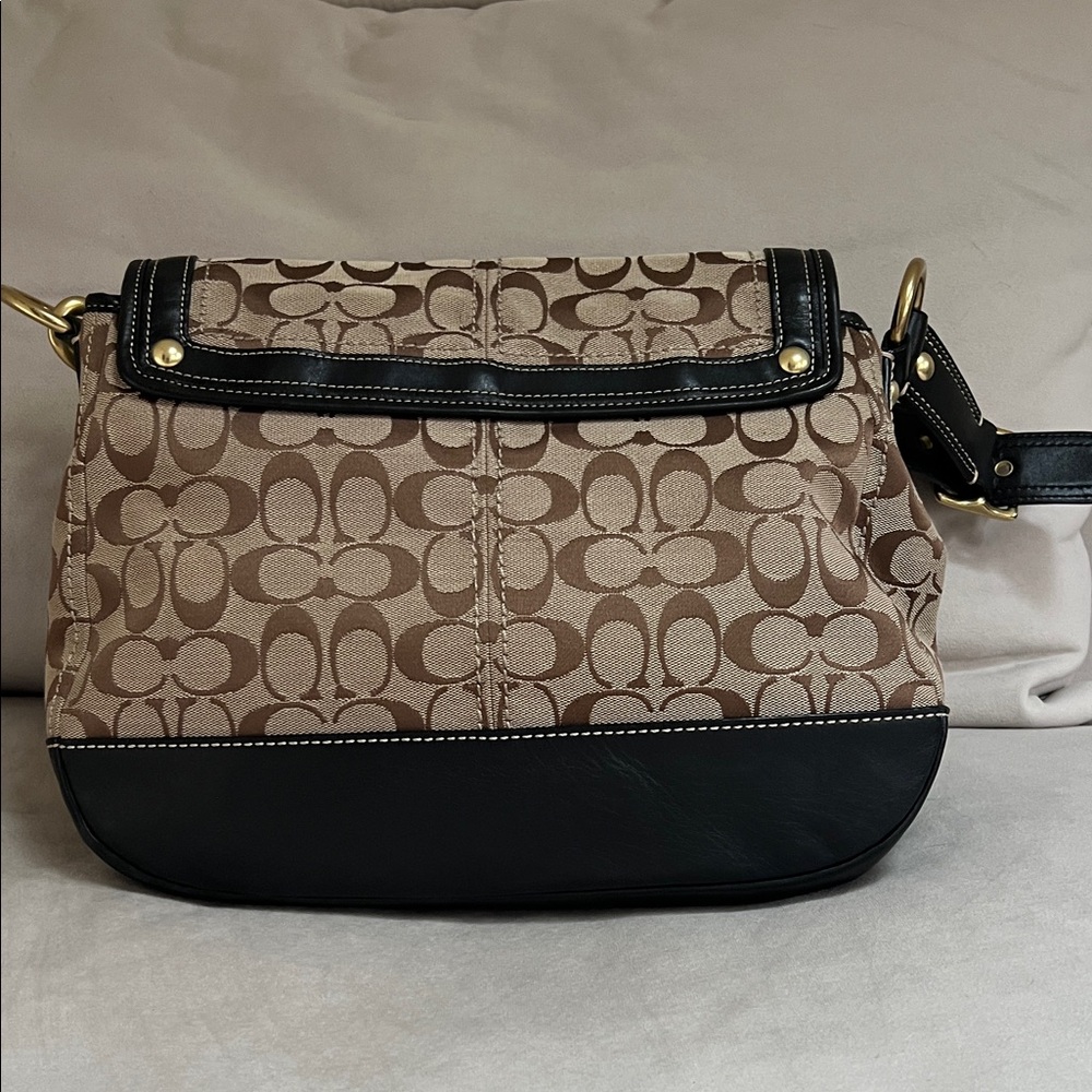 Coach Signature Black and Brown Shoulder Bag - Picture 2 of 5
